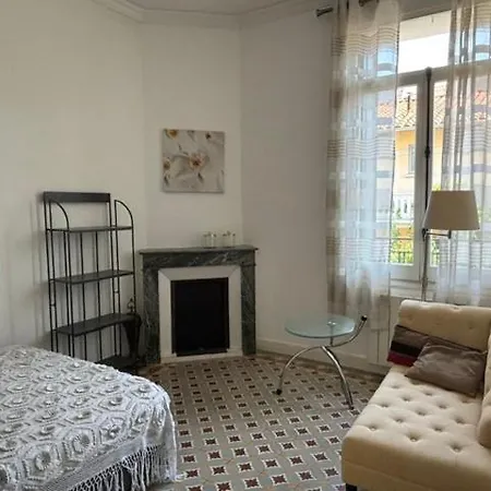 Cosy Au Centre Apartment